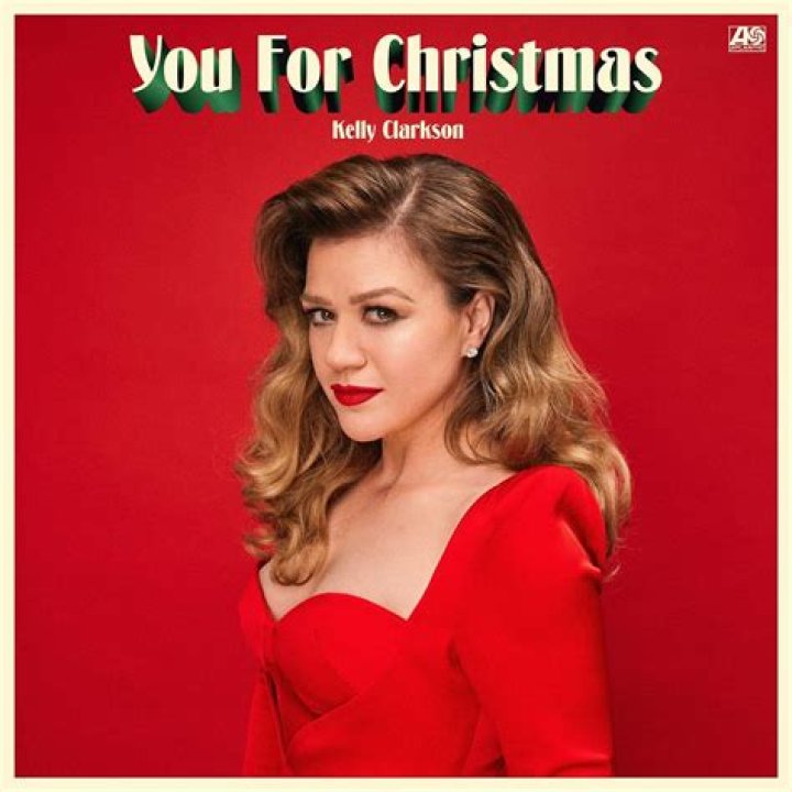 Discover The Festive Charm Of Kelly Clarkson's Christmas Vinyl Collection